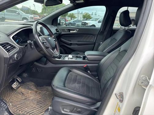 2021 Ford Edge ST Line