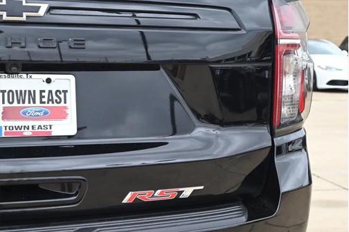 2023 Chevrolet Tahoe 2WD RST