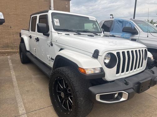 Bright White Clearcoat 2022 Jeep Gladiator Sport S