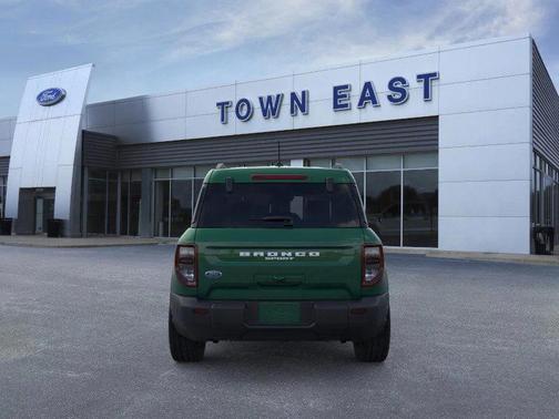 Eruption Green Metallic 2025 Ford Bronco Sport Big Bend
