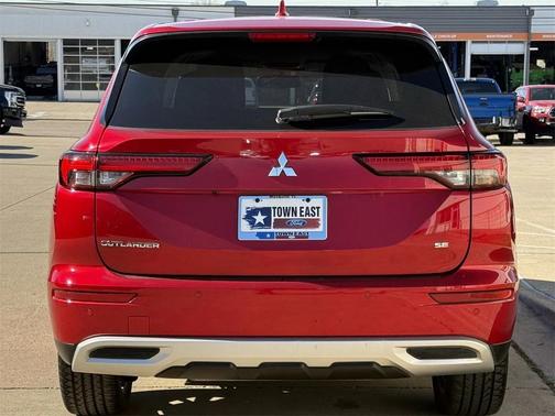 2024 Mitsubishi Outlander SE 2.5 2WD