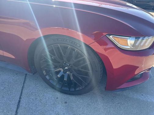 2017 Ford Mustang EcoBoost Premium