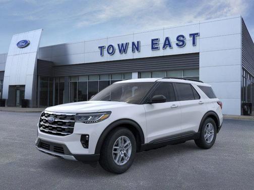 Space White Metallic 2026 Ford Explorer Active