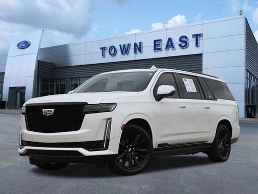 2022 Cadillac Escalade ESV Sport