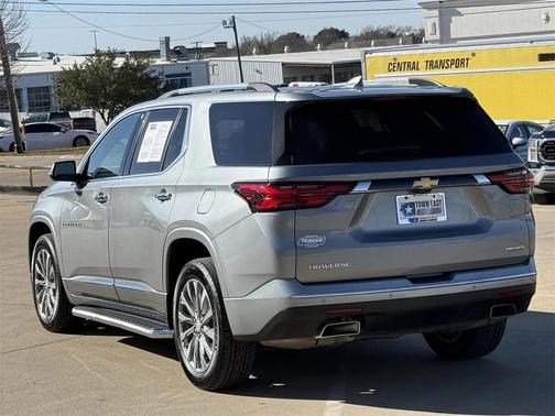2023 Chevrolet Traverse Premier