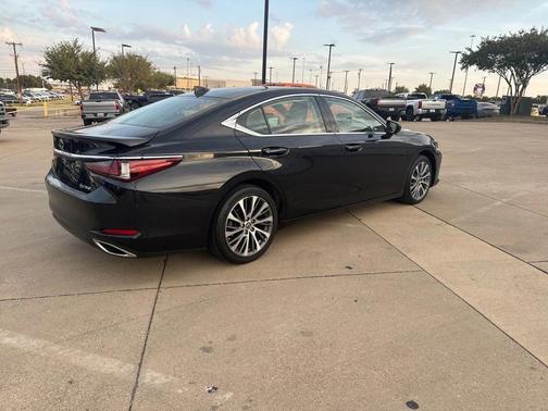 2020 Lexus ES 350 Base