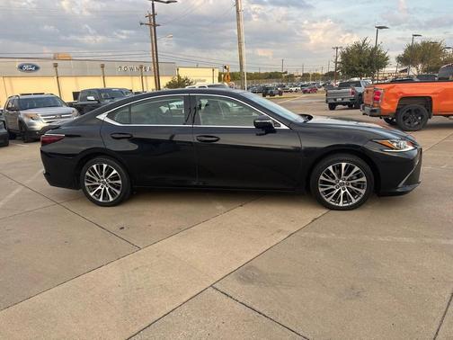2020 Lexus ES 350 Base