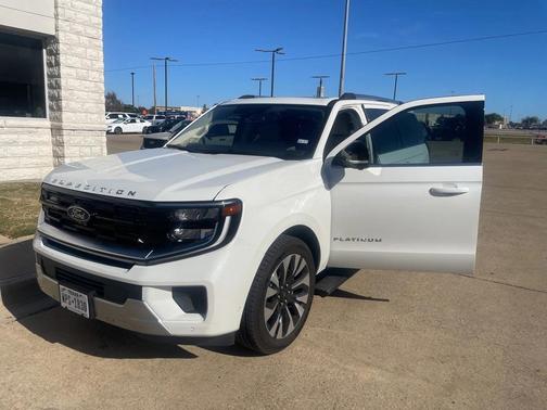 2025 Ford Expedition Platinum