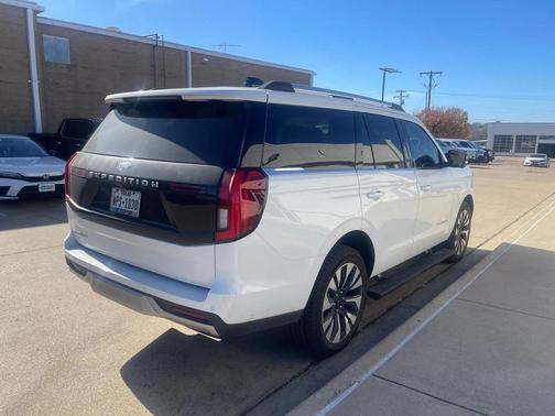 2025 Ford Expedition Platinum