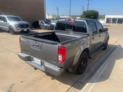 2021 Nissan Frontier SV