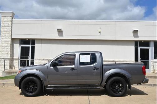 2021 Nissan Frontier SV