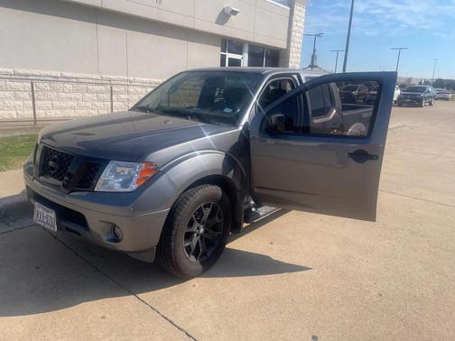 2021 Nissan Frontier SV