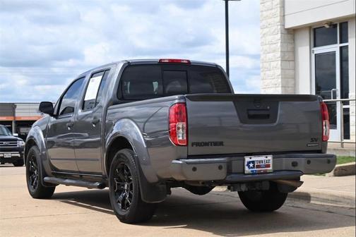 2021 Nissan Frontier SV