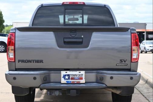 2021 Nissan Frontier SV