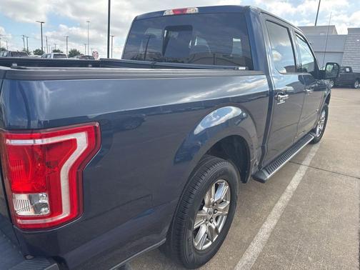 Blue 2017 Ford F-150 XLT