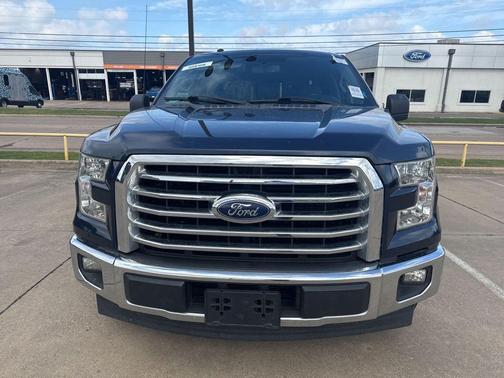 Blue 2017 Ford F-150 XLT