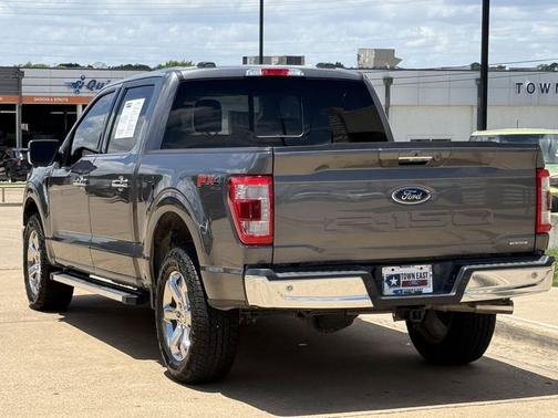 Carbonized Gray Metallic 2023 Ford F-150 Lariat