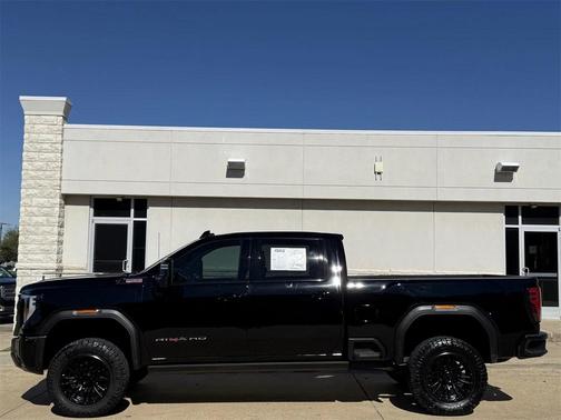 2024 GMC Sierra 2500 AT4