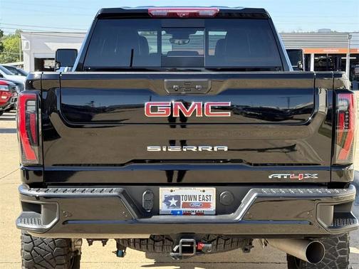 2024 GMC Sierra 2500 AT4