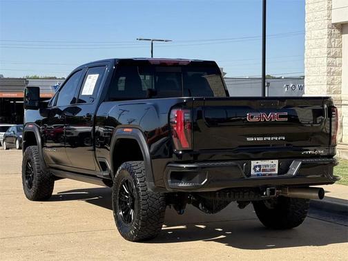 2024 GMC Sierra 2500 AT4