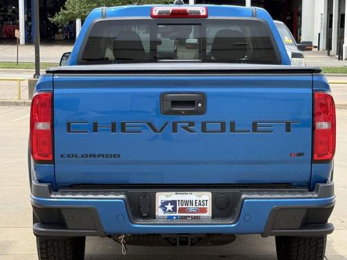 Bright Blue Metallic 2022 Chevrolet Colorado Z71