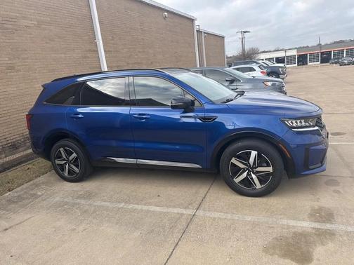 2023 Kia Sorento S