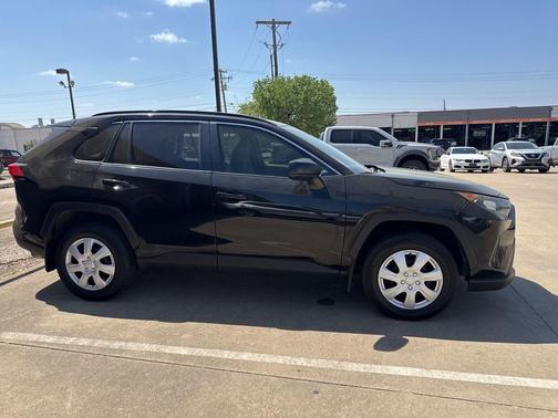 Midnight Black Metallic 2019 Toyota RAV4 LE