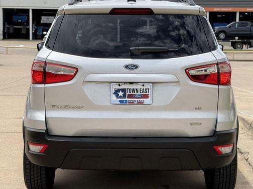 Silver Metallic 2018 Ford EcoSport SE