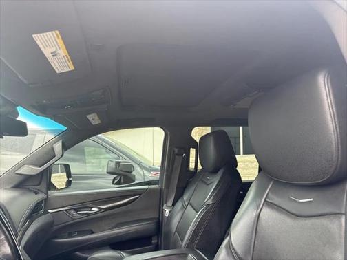 2018 Cadillac Escalade Platinum