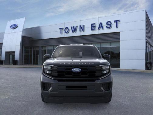Dark Matter Gray Metallic 2026 Ford Expedition Max Active 4x2