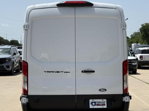 Oxford White 2026 Ford Transit-250 Base