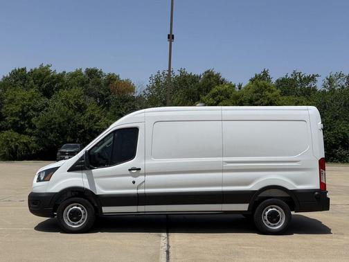 Oxford White 2026 Ford Transit-250 Base