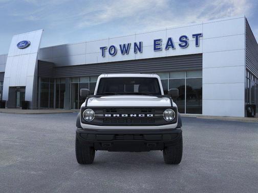 Oxford White 2026 Ford Bronco Big Bend