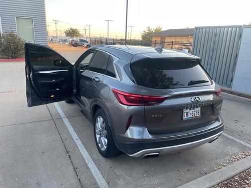 2021 INFINITI QX50 LUXE