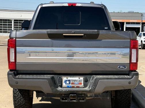 2022 Ford F-350 Platinum