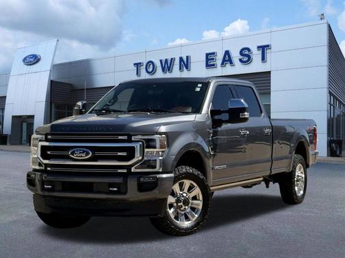 2022 Ford F-350 Platinum