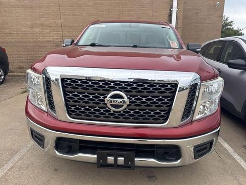 Cayenne Red 2017 Nissan Titan SV