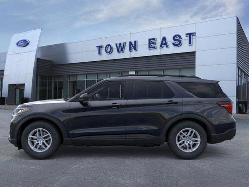 Agate Black Metallic 2026 Ford Explorer Active