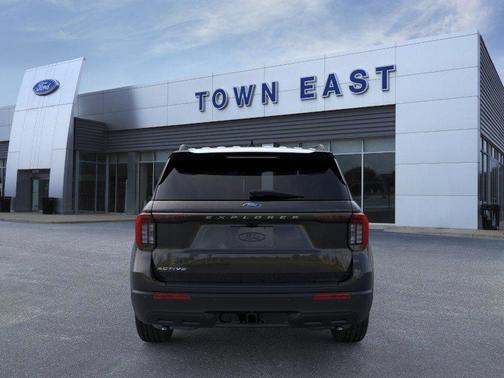 Agate Black Metallic 2026 Ford Explorer Active