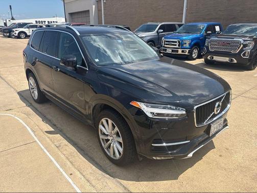 Onyx Black Metallic 2018 Volvo XC90 T6 Momentum