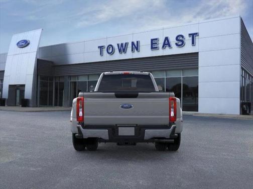 2025 Ford F-350 XLT