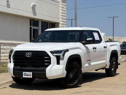 Ice 2025 Toyota Tundra SR5