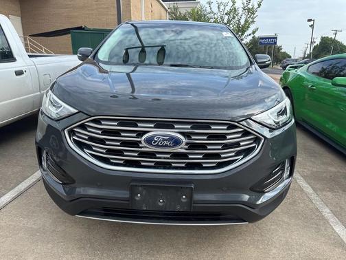 2021 Ford Edge Titanium