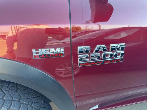 2018 RAM 2500 Tradesman Crew Cab 4x4 6'4' Box