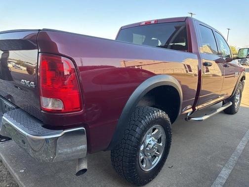 2018 RAM 2500 Tradesman Crew Cab 4x4 6'4' Box