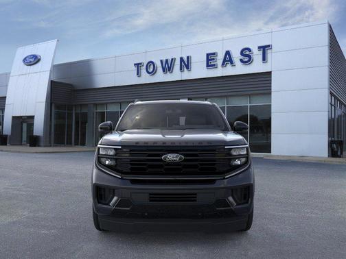 Agate Black Metallic 2026 Ford Expedition Platinum