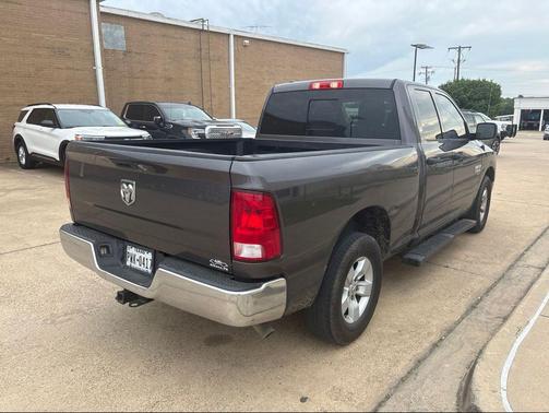 Granite Crystal Metallic Clearcoat 2019 RAM 1500 Tradesman