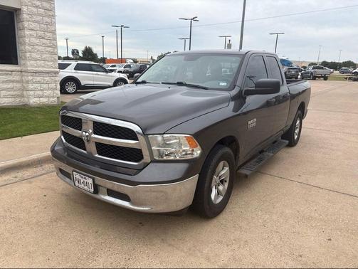 Granite Crystal Metallic Clearcoat 2019 RAM 1500 Tradesman