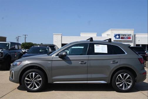 2023 Audi Q5 45 S line Premium Plus