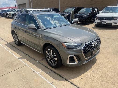 2023 Audi Q5 45 S line Premium Plus
